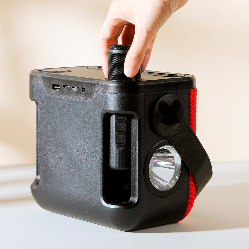 Altavoz bluetooth con microfonos